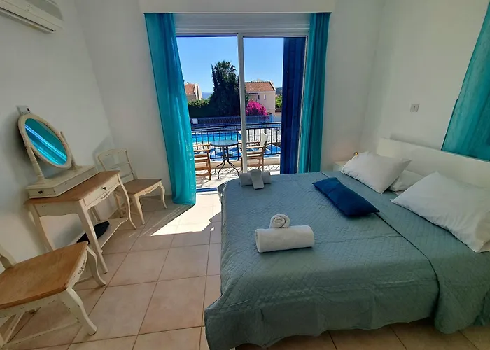 G&e Harbour Maisonette Number 13 Lachi