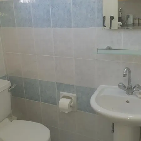 G&e Harbour Maisonette Number 13 Apartment Lachi