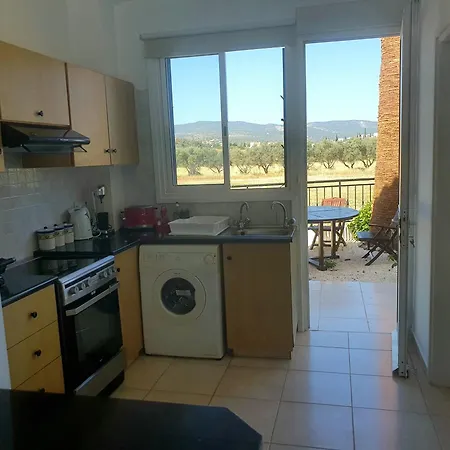 G&e Harbour Maisonette Number 13